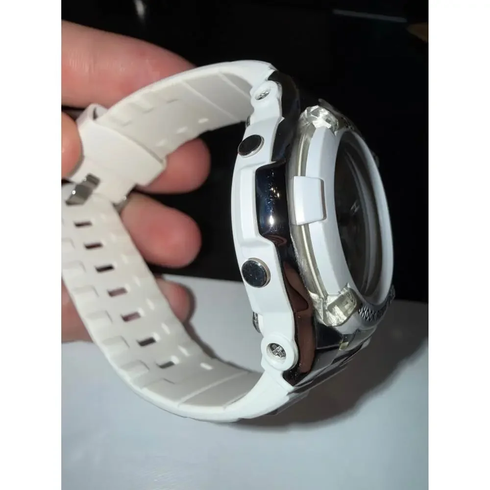 Baby-G BGA110-7B Chaton style design of the Slim Marine series by Casio